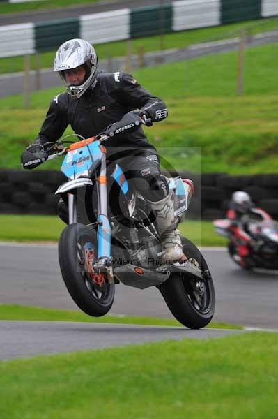 Motorcycle action photographs;Trackday digital images;cadwell;cadwell park photographs;event digital images;eventdigitalimages;motor racing louth lincolnshire;no limits trackday;peter wileman photography;trackday;trackday photos