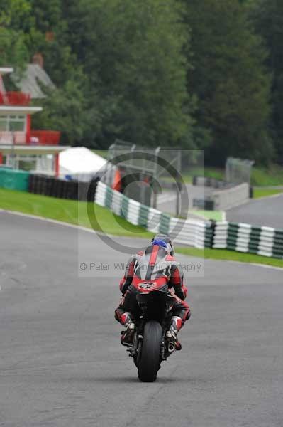 Motorcycle action photographs;Trackday digital images;cadwell;cadwell park photographs;event digital images;eventdigitalimages;motor racing louth lincolnshire;no limits trackday;peter wileman photography;trackday;trackday photos