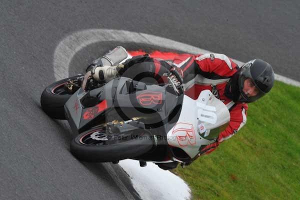 Motorcycle action photographs;Trackday digital images;cadwell;cadwell park photographs;event digital images;eventdigitalimages;motor racing louth lincolnshire;no limits trackday;peter wileman photography;trackday;trackday photos