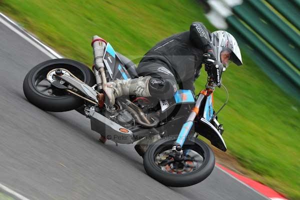 Motorcycle action photographs;Trackday digital images;cadwell;cadwell park photographs;event digital images;eventdigitalimages;motor racing louth lincolnshire;no limits trackday;peter wileman photography;trackday;trackday photos