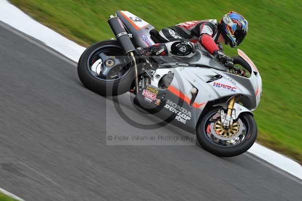 Motorcycle action photographs;Trackday digital images;cadwell;cadwell park photographs;event digital images;eventdigitalimages;motor racing louth lincolnshire;no limits trackday;peter wileman photography;trackday;trackday photos