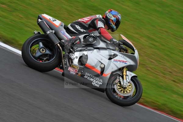 Motorcycle action photographs;Trackday digital images;cadwell;cadwell park photographs;event digital images;eventdigitalimages;motor racing louth lincolnshire;no limits trackday;peter wileman photography;trackday;trackday photos