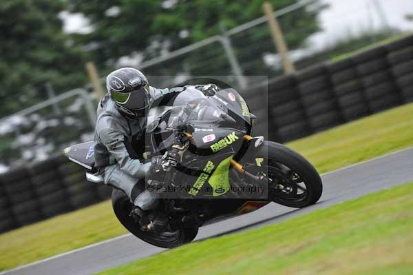 Motorcycle action photographs;Trackday digital images;cadwell;cadwell park photographs;event digital images;eventdigitalimages;motor racing louth lincolnshire;no limits trackday;peter wileman photography;trackday;trackday photos