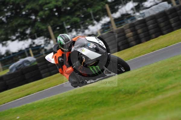 Motorcycle action photographs;Trackday digital images;cadwell;cadwell park photographs;event digital images;eventdigitalimages;motor racing louth lincolnshire;no limits trackday;peter wileman photography;trackday;trackday photos