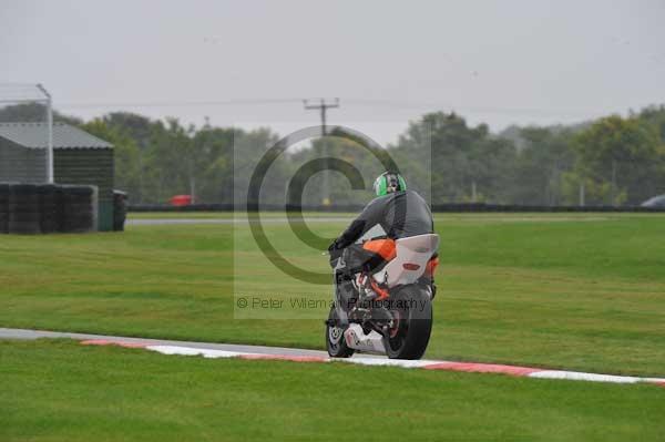 Motorcycle action photographs;Trackday digital images;cadwell;cadwell park photographs;event digital images;eventdigitalimages;motor racing louth lincolnshire;no limits trackday;peter wileman photography;trackday;trackday photos