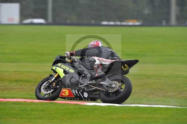 Motorcycle action photographs;Trackday digital images;cadwell;cadwell park photographs;event digital images;eventdigitalimages;motor racing louth lincolnshire;no limits trackday;peter wileman photography;trackday;trackday photos