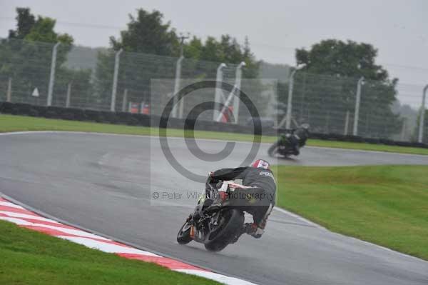 Motorcycle action photographs;Trackday digital images;cadwell;cadwell park photographs;event digital images;eventdigitalimages;motor racing louth lincolnshire;no limits trackday;peter wileman photography;trackday;trackday photos