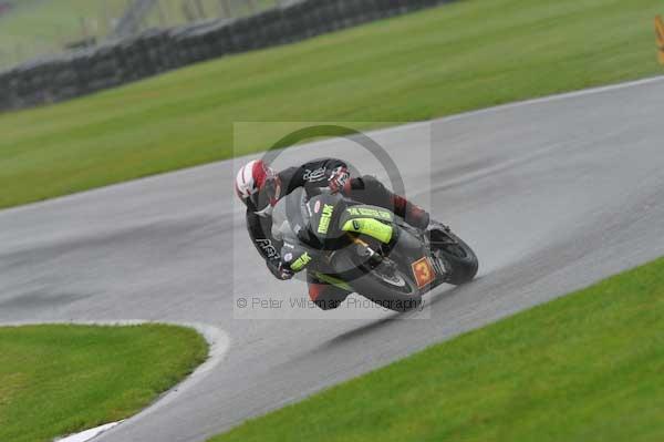 Motorcycle action photographs;Trackday digital images;cadwell;cadwell park photographs;event digital images;eventdigitalimages;motor racing louth lincolnshire;no limits trackday;peter wileman photography;trackday;trackday photos