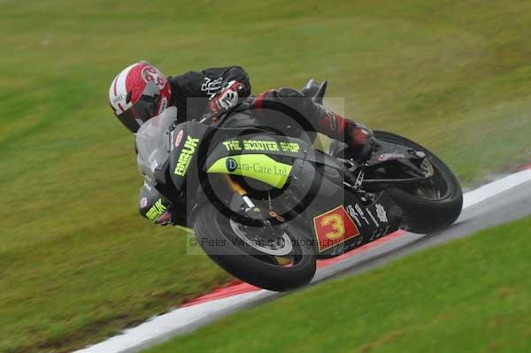 Motorcycle action photographs;Trackday digital images;cadwell;cadwell park photographs;event digital images;eventdigitalimages;motor racing louth lincolnshire;no limits trackday;peter wileman photography;trackday;trackday photos