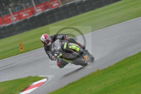 Motorcycle action photographs;Trackday digital images;cadwell;cadwell park photographs;event digital images;eventdigitalimages;motor racing louth lincolnshire;no limits trackday;peter wileman photography;trackday;trackday photos