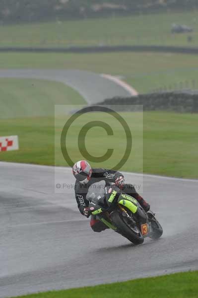 Motorcycle action photographs;Trackday digital images;cadwell;cadwell park photographs;event digital images;eventdigitalimages;motor racing louth lincolnshire;no limits trackday;peter wileman photography;trackday;trackday photos