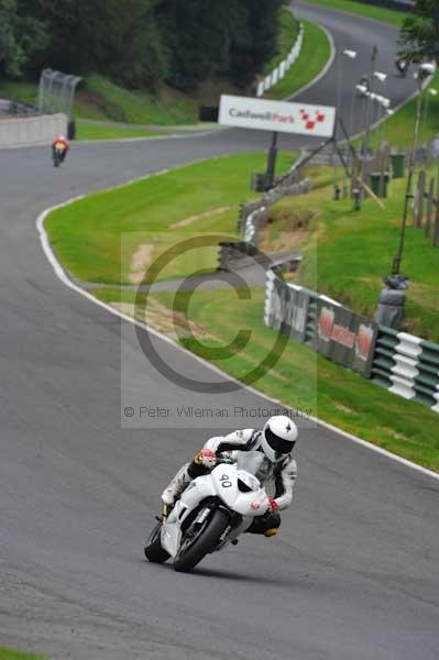 Motorcycle action photographs;Trackday digital images;cadwell;cadwell park photographs;event digital images;eventdigitalimages;motor racing louth lincolnshire;no limits trackday;peter wileman photography;trackday;trackday photos