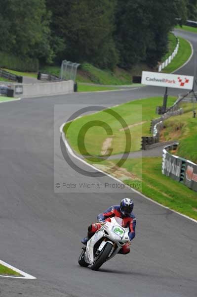 Motorcycle action photographs;Trackday digital images;cadwell;cadwell park photographs;event digital images;eventdigitalimages;motor racing louth lincolnshire;no limits trackday;peter wileman photography;trackday;trackday photos