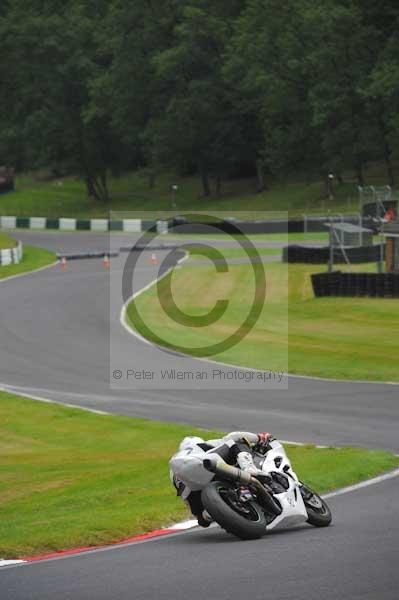 Motorcycle action photographs;Trackday digital images;cadwell;cadwell park photographs;event digital images;eventdigitalimages;motor racing louth lincolnshire;no limits trackday;peter wileman photography;trackday;trackday photos