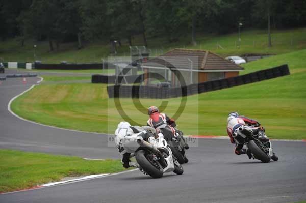 Motorcycle action photographs;Trackday digital images;cadwell;cadwell park photographs;event digital images;eventdigitalimages;motor racing louth lincolnshire;no limits trackday;peter wileman photography;trackday;trackday photos