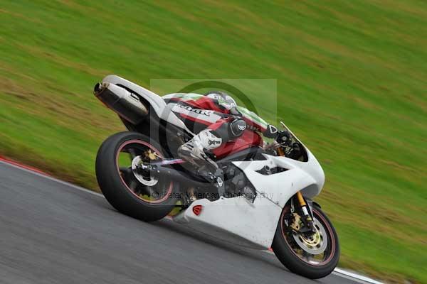 Motorcycle action photographs;Trackday digital images;cadwell;cadwell park photographs;event digital images;eventdigitalimages;motor racing louth lincolnshire;no limits trackday;peter wileman photography;trackday;trackday photos