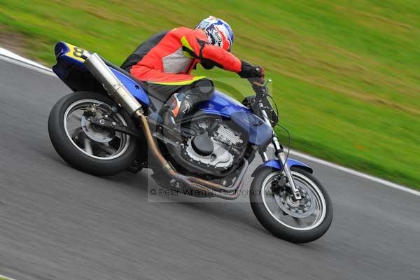 Motorcycle action photographs;Trackday digital images;cadwell;cadwell park photographs;event digital images;eventdigitalimages;motor racing louth lincolnshire;no limits trackday;peter wileman photography;trackday;trackday photos