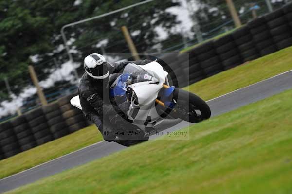 Motorcycle action photographs;Trackday digital images;cadwell;cadwell park photographs;event digital images;eventdigitalimages;motor racing louth lincolnshire;no limits trackday;peter wileman photography;trackday;trackday photos