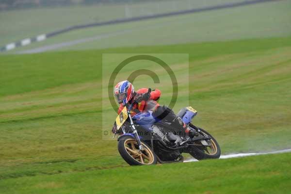 Motorcycle action photographs;Trackday digital images;cadwell;cadwell park photographs;event digital images;eventdigitalimages;motor racing louth lincolnshire;no limits trackday;peter wileman photography;trackday;trackday photos