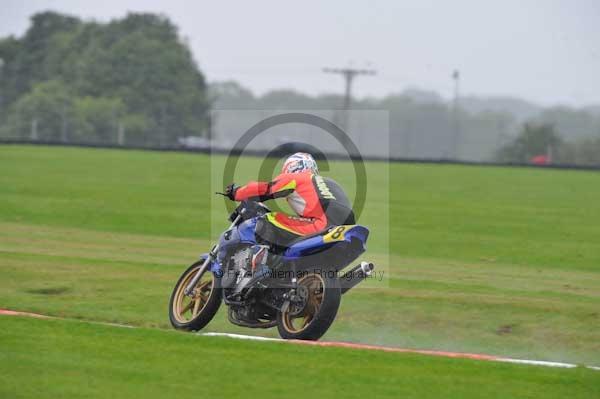 Motorcycle action photographs;Trackday digital images;cadwell;cadwell park photographs;event digital images;eventdigitalimages;motor racing louth lincolnshire;no limits trackday;peter wileman photography;trackday;trackday photos