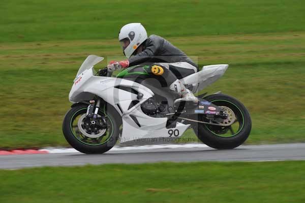 Motorcycle action photographs;Trackday digital images;cadwell;cadwell park photographs;event digital images;eventdigitalimages;motor racing louth lincolnshire;no limits trackday;peter wileman photography;trackday;trackday photos