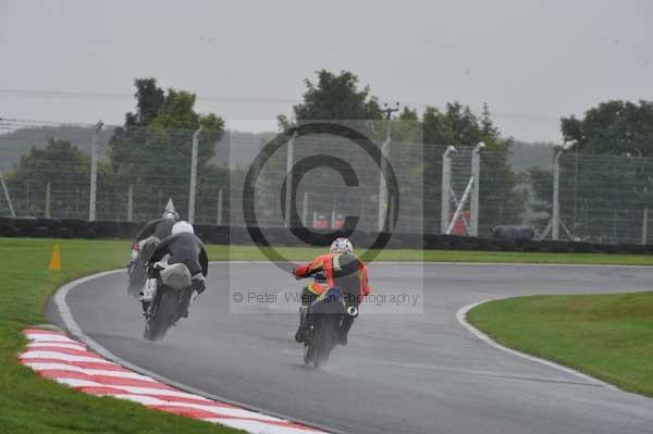 Motorcycle action photographs;Trackday digital images;cadwell;cadwell park photographs;event digital images;eventdigitalimages;motor racing louth lincolnshire;no limits trackday;peter wileman photography;trackday;trackday photos