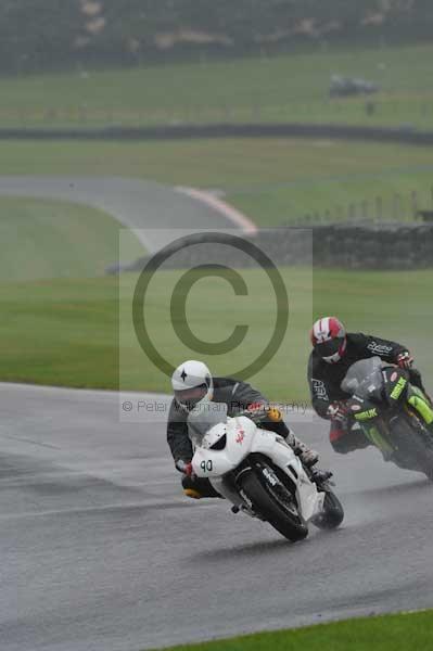 Motorcycle action photographs;Trackday digital images;cadwell;cadwell park photographs;event digital images;eventdigitalimages;motor racing louth lincolnshire;no limits trackday;peter wileman photography;trackday;trackday photos