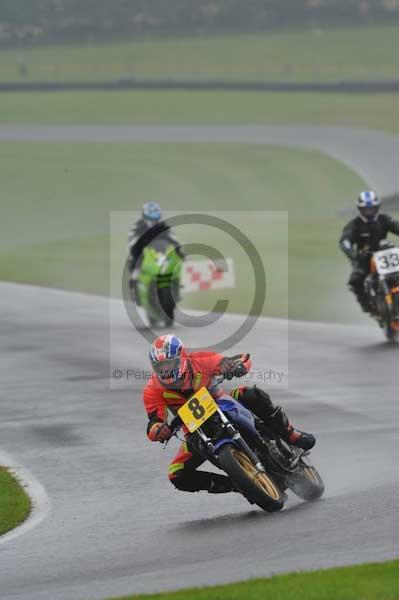 Motorcycle action photographs;Trackday digital images;cadwell;cadwell park photographs;event digital images;eventdigitalimages;motor racing louth lincolnshire;no limits trackday;peter wileman photography;trackday;trackday photos