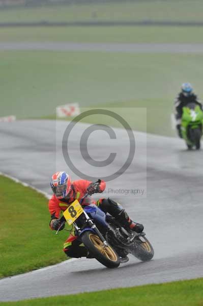 Motorcycle action photographs;Trackday digital images;cadwell;cadwell park photographs;event digital images;eventdigitalimages;motor racing louth lincolnshire;no limits trackday;peter wileman photography;trackday;trackday photos