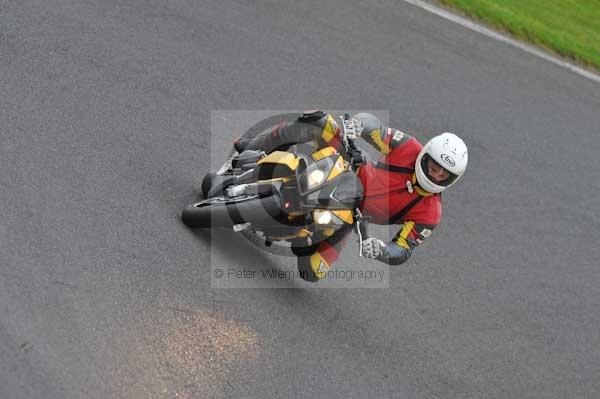 Motorcycle action photographs;Trackday digital images;cadwell;cadwell park photographs;event digital images;eventdigitalimages;motor racing louth lincolnshire;no limits trackday;peter wileman photography;trackday;trackday photos