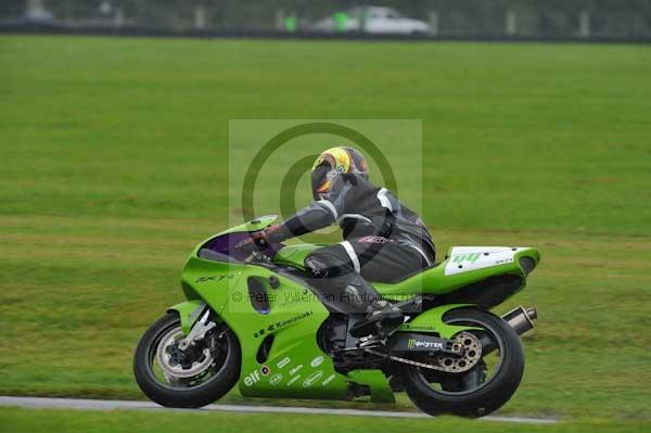 Motorcycle action photographs;Trackday digital images;cadwell;cadwell park photographs;event digital images;eventdigitalimages;motor racing louth lincolnshire;no limits trackday;peter wileman photography;trackday;trackday photos