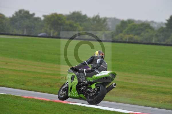 Motorcycle action photographs;Trackday digital images;cadwell;cadwell park photographs;event digital images;eventdigitalimages;motor racing louth lincolnshire;no limits trackday;peter wileman photography;trackday;trackday photos