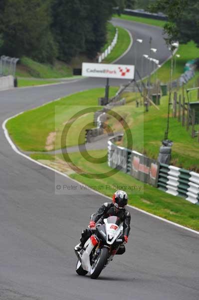 Motorcycle action photographs;Trackday digital images;cadwell;cadwell park photographs;event digital images;eventdigitalimages;motor racing louth lincolnshire;no limits trackday;peter wileman photography;trackday;trackday photos