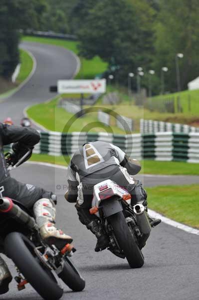 Motorcycle action photographs;Trackday digital images;cadwell;cadwell park photographs;event digital images;eventdigitalimages;motor racing louth lincolnshire;no limits trackday;peter wileman photography;trackday;trackday photos