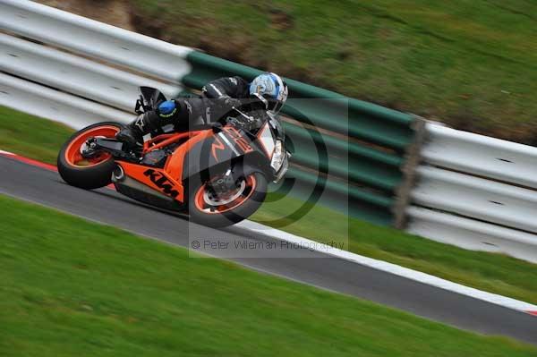 Motorcycle action photographs;Trackday digital images;cadwell;cadwell park photographs;event digital images;eventdigitalimages;motor racing louth lincolnshire;no limits trackday;peter wileman photography;trackday;trackday photos