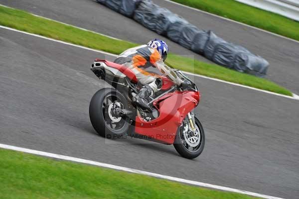 Motorcycle action photographs;Trackday digital images;cadwell;cadwell park photographs;event digital images;eventdigitalimages;motor racing louth lincolnshire;no limits trackday;peter wileman photography;trackday;trackday photos