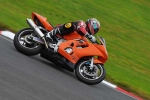 Motorcycle-action-photographs;Trackday-digital-images;cadwell;cadwell-park-photographs;event-digital-images;eventdigitalimages;motor-racing-louth-lincolnshire;no-limits-trackday;peter-wileman-photography;trackday;trackday-photos