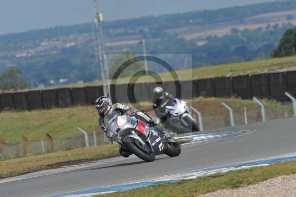 Motorcycle action photographs;donington;donington park leicestershire;donington photographs;event digital images;eventdigitalimages;no limits trackday;peter wileman photography;trackday;trackday digital images;trackday photos