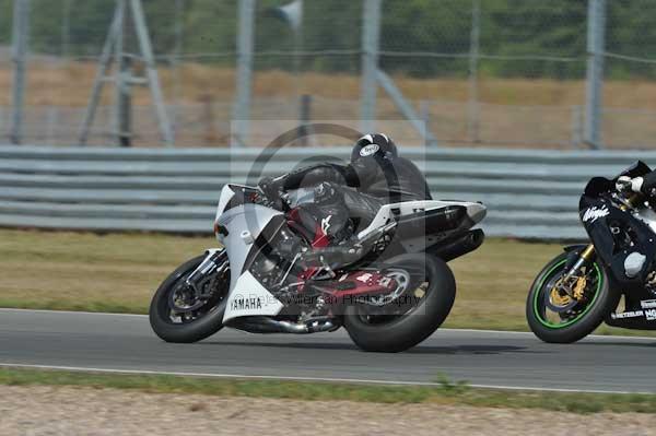 Motorcycle action photographs;donington;donington park leicestershire;donington photographs;event digital images;eventdigitalimages;no limits trackday;peter wileman photography;trackday;trackday digital images;trackday photos