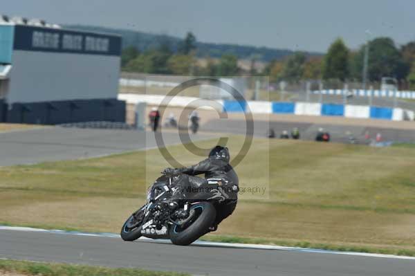 Motorcycle action photographs;donington;donington park leicestershire;donington photographs;event digital images;eventdigitalimages;no limits trackday;peter wileman photography;trackday;trackday digital images;trackday photos