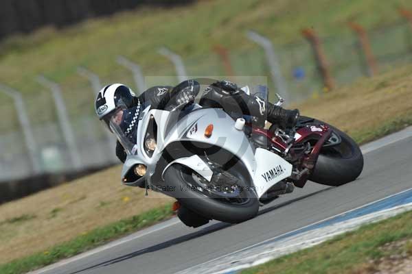 Motorcycle action photographs;donington;donington park leicestershire;donington photographs;event digital images;eventdigitalimages;no limits trackday;peter wileman photography;trackday;trackday digital images;trackday photos