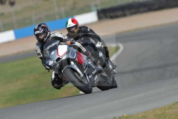 Motorcycle action photographs;donington;donington park leicestershire;donington photographs;event digital images;eventdigitalimages;no limits trackday;peter wileman photography;trackday;trackday digital images;trackday photos