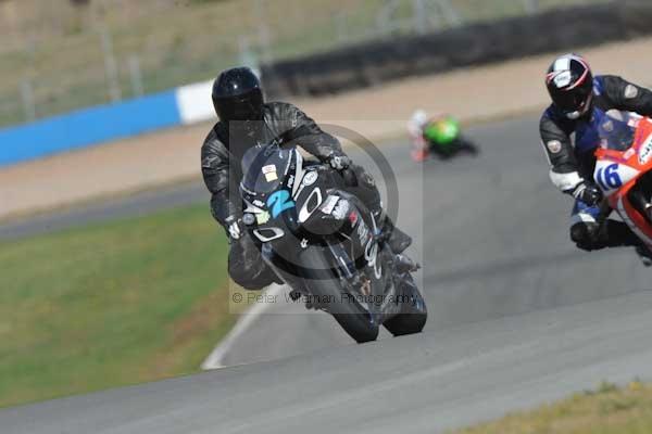 Motorcycle action photographs;donington;donington park leicestershire;donington photographs;event digital images;eventdigitalimages;no limits trackday;peter wileman photography;trackday;trackday digital images;trackday photos