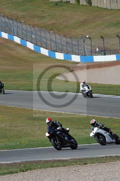 Motorcycle action photographs;donington;donington park leicestershire;donington photographs;event digital images;eventdigitalimages;no limits trackday;peter wileman photography;trackday;trackday digital images;trackday photos