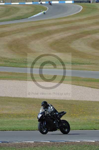 Motorcycle action photographs;donington;donington park leicestershire;donington photographs;event digital images;eventdigitalimages;no limits trackday;peter wileman photography;trackday;trackday digital images;trackday photos