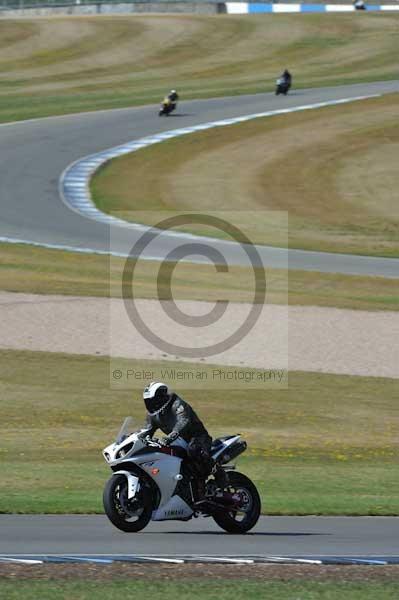 Motorcycle action photographs;donington;donington park leicestershire;donington photographs;event digital images;eventdigitalimages;no limits trackday;peter wileman photography;trackday;trackday digital images;trackday photos