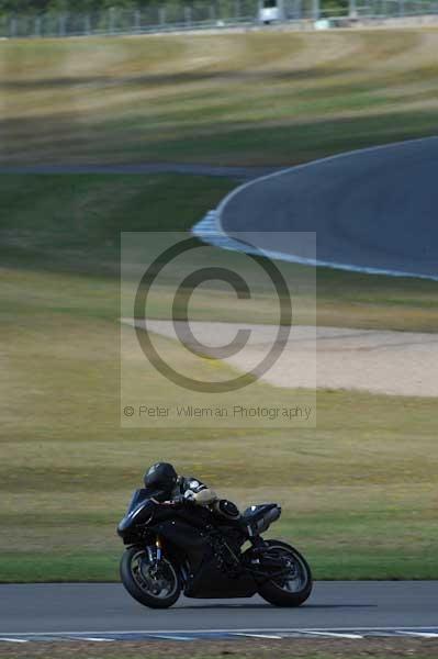 Motorcycle action photographs;donington;donington park leicestershire;donington photographs;event digital images;eventdigitalimages;no limits trackday;peter wileman photography;trackday;trackday digital images;trackday photos