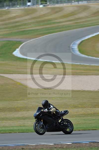 Motorcycle action photographs;donington;donington park leicestershire;donington photographs;event digital images;eventdigitalimages;no limits trackday;peter wileman photography;trackday;trackday digital images;trackday photos