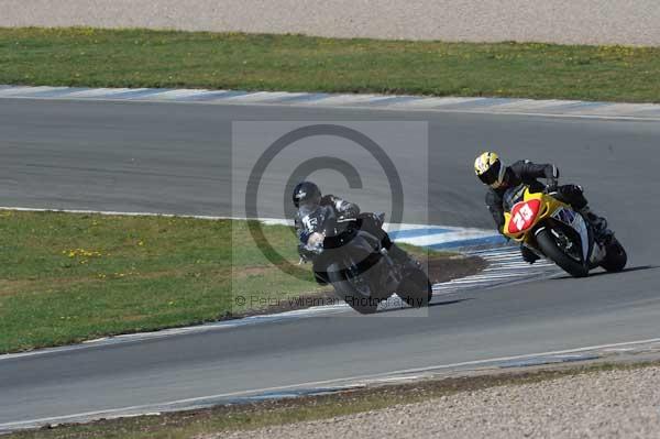 Motorcycle action photographs;donington;donington park leicestershire;donington photographs;event digital images;eventdigitalimages;no limits trackday;peter wileman photography;trackday;trackday digital images;trackday photos