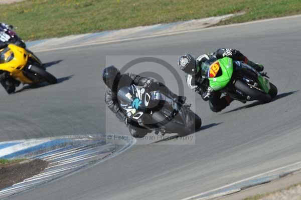 Motorcycle action photographs;donington;donington park leicestershire;donington photographs;event digital images;eventdigitalimages;no limits trackday;peter wileman photography;trackday;trackday digital images;trackday photos